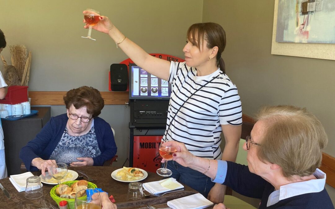 Repas Thérapeutique Mensuel au Nénuphar : Un Moment de Partage et de Souvenirs